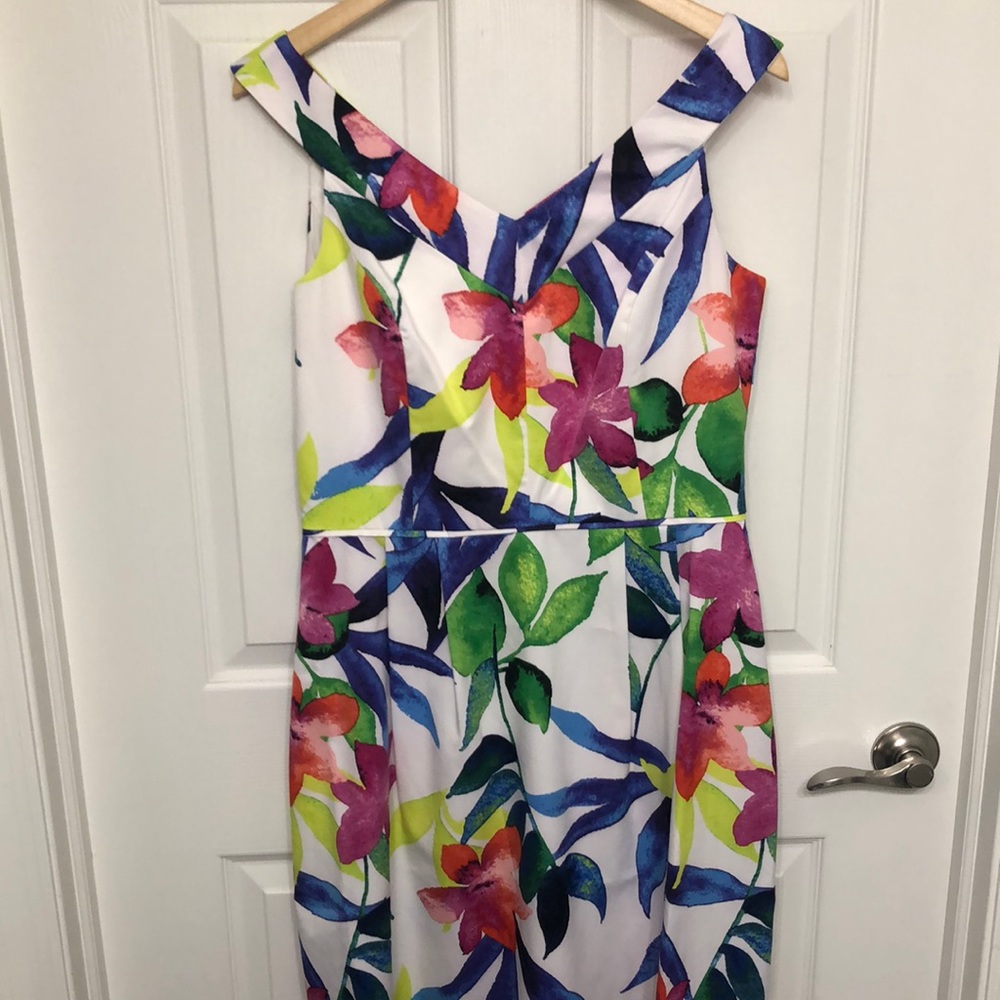 Ellen Tracy Flower Dress